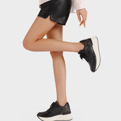 QUEEN HELENA SNEAKERS DONNA ZEPPA DETTAGLI LOGATI NERO