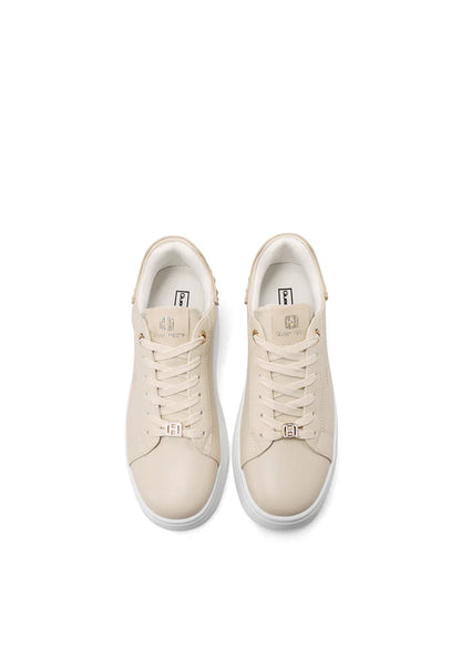 QUEEN HELENA SNEAKERS CHARM
